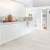 Кварцвинил Quick-Step Бетон светлый AMCL40049